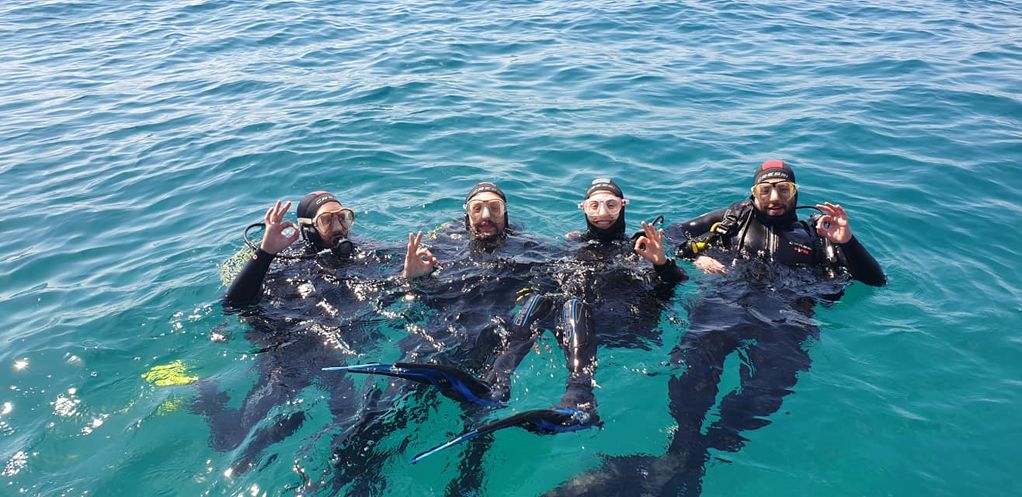 Bateig Submarinisme i Immersió al mar des d'embarcació